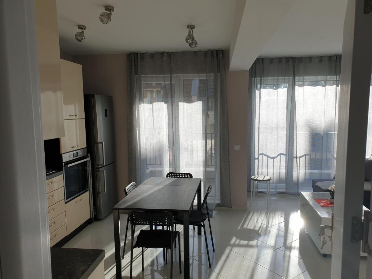 New The Twins Varna Two-Bedroom, Apt 5 At 15 Tsani Ginchev Street, Floor 3 Dış mekan fotoğraf