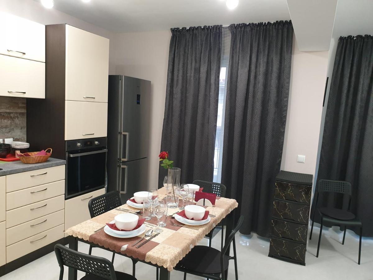 New The Twins Varna Two-Bedroom, Apt 5 At 15 Tsani Ginchev Street, Floor 3 Dış mekan fotoğraf