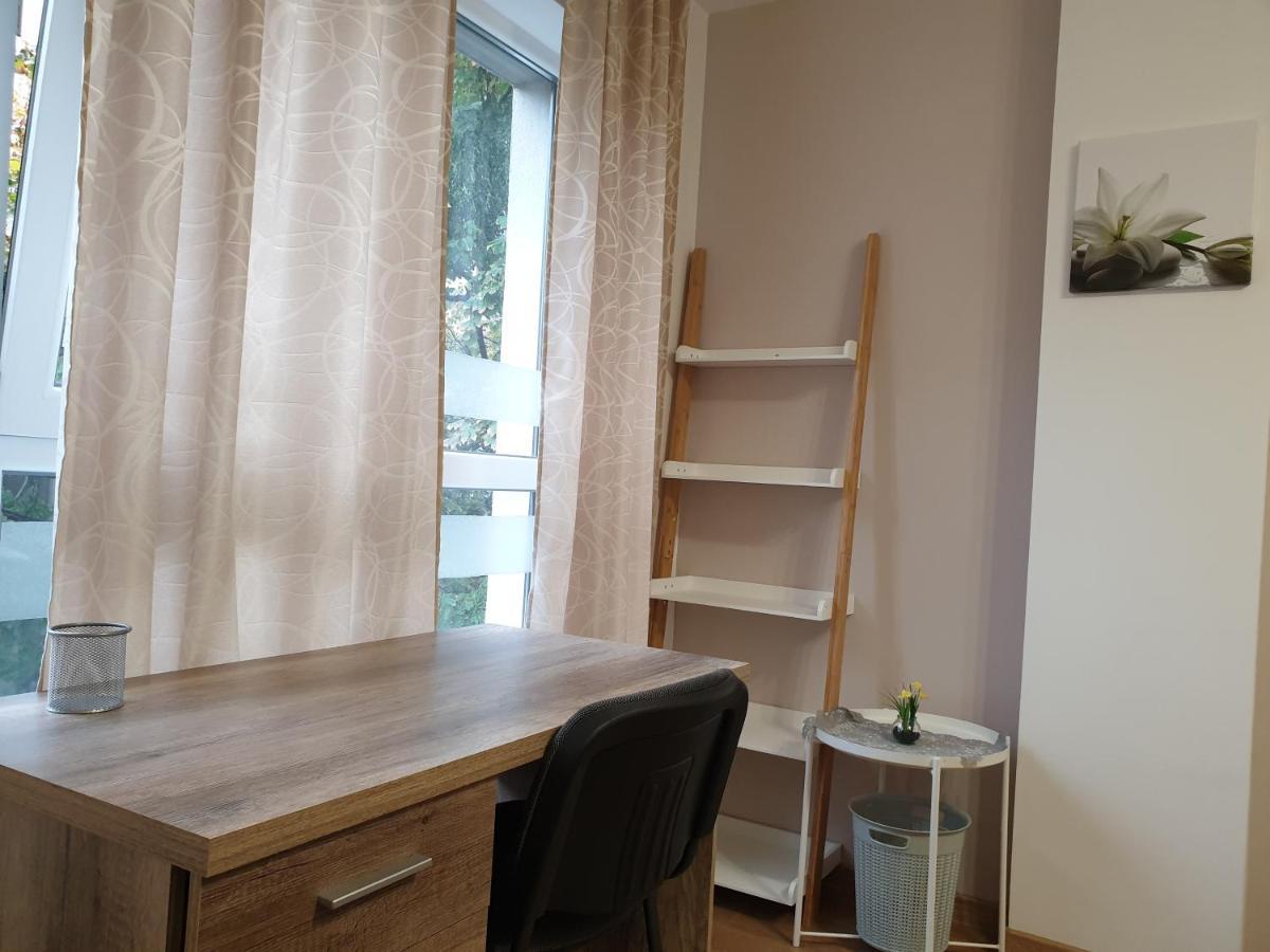 New The Twins Varna Two-Bedroom, Apt 5 At 15 Tsani Ginchev Street, Floor 3 Dış mekan fotoğraf