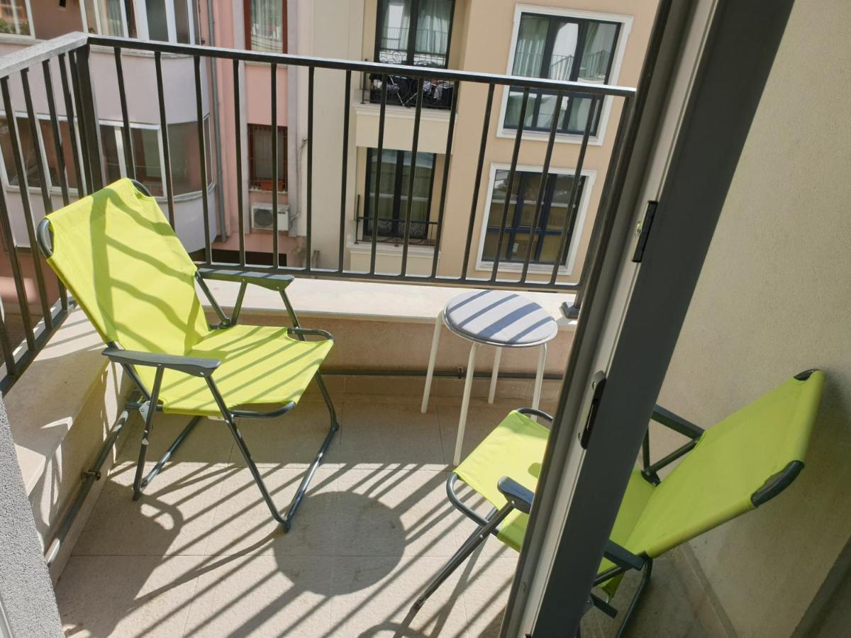 New The Twins Varna Two-Bedroom, Apt 5 At 15 Tsani Ginchev Street, Floor 3 Dış mekan fotoğraf